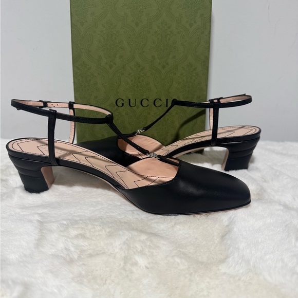 Gucci Black Leather Heels - Picture 2 of 7